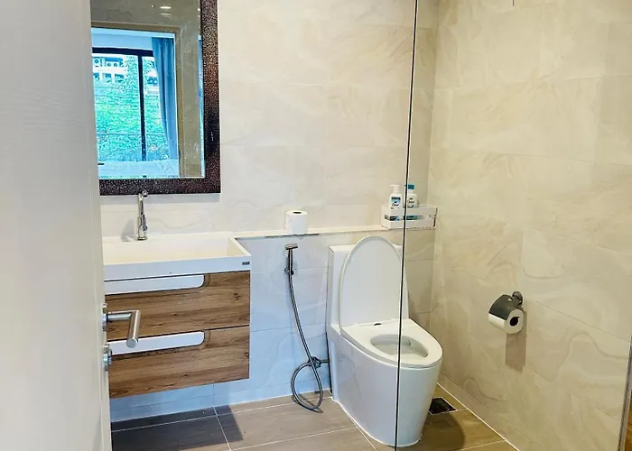 New Ekamai Thonglor Luxury Near 711, Bts, Mall Apartment Bangkok