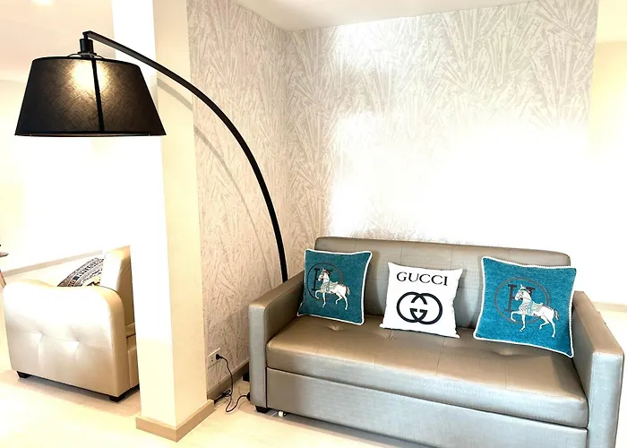 New Ekamai Thonglor Luxury Near 711, Bts, Mall Apartment Bangkok