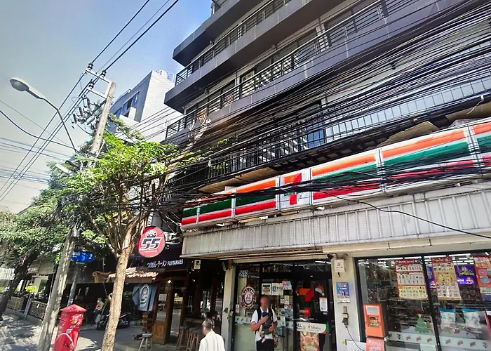 New Ekamai Thonglor Luxury Near 711, Bts, Mall Apartment Bangkok